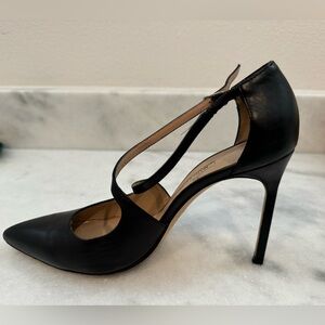 MANOLO BLAHNIK UMICE black leather pumps, size 37